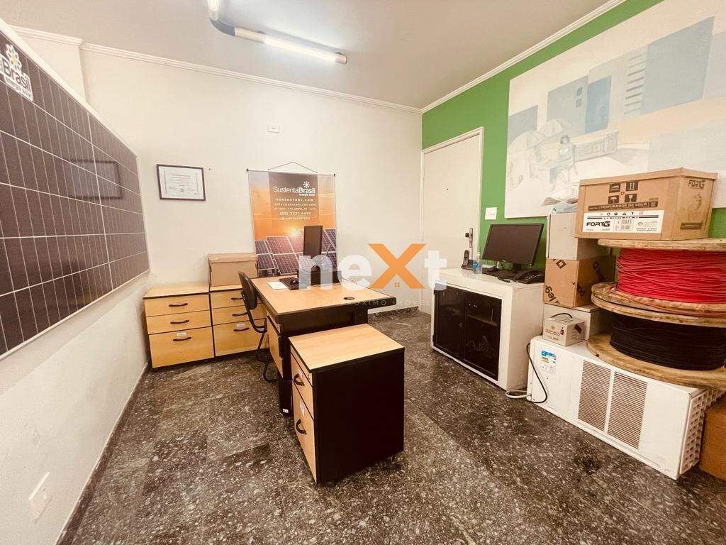 Sala à venda no Vila Mathias: 