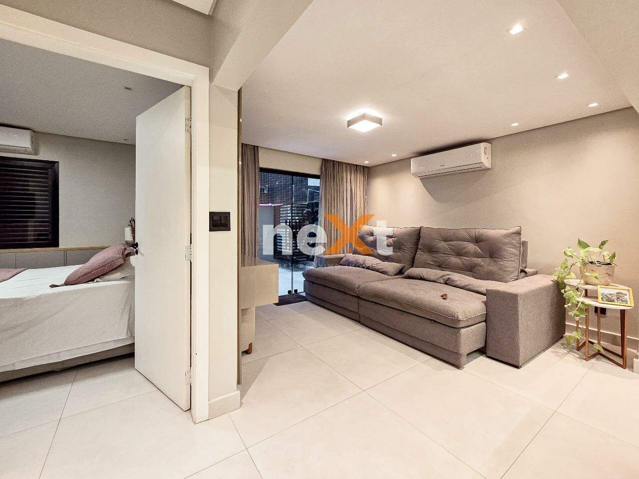 Apartamento à venda no Ponta da Praia: 