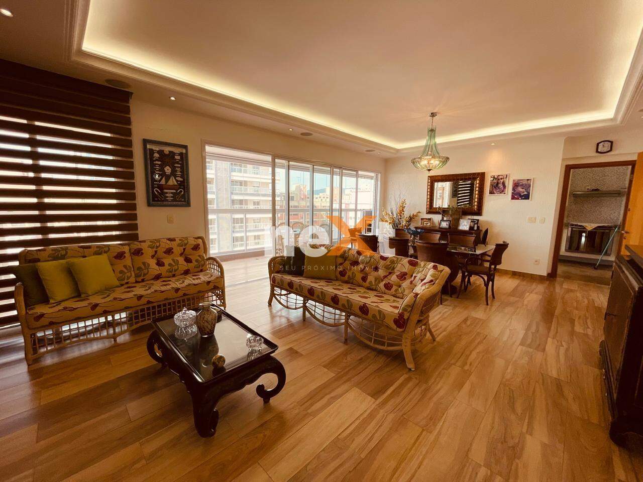 Apartamento à venda no Embaré: 