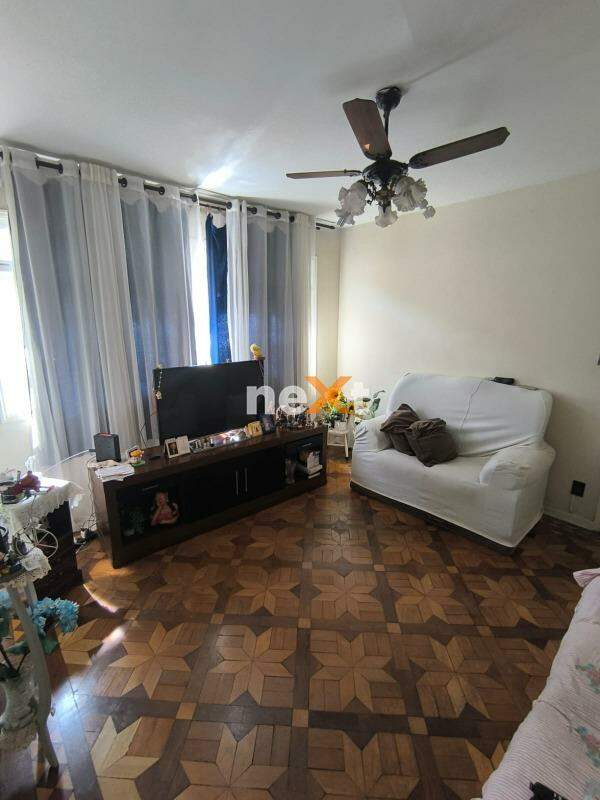 Apartamento à venda no Campo Grande: 