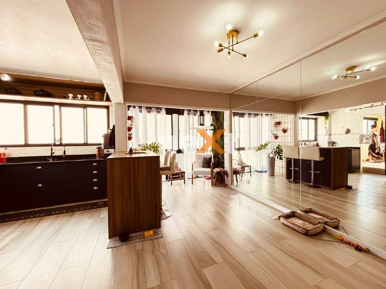 Apartamento à venda no Ponta da Praia: 