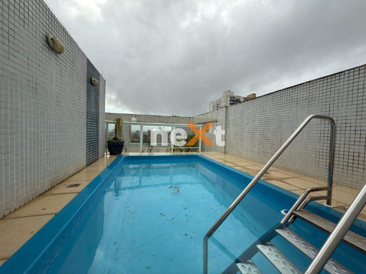 Apartamento à venda no Embaré: 