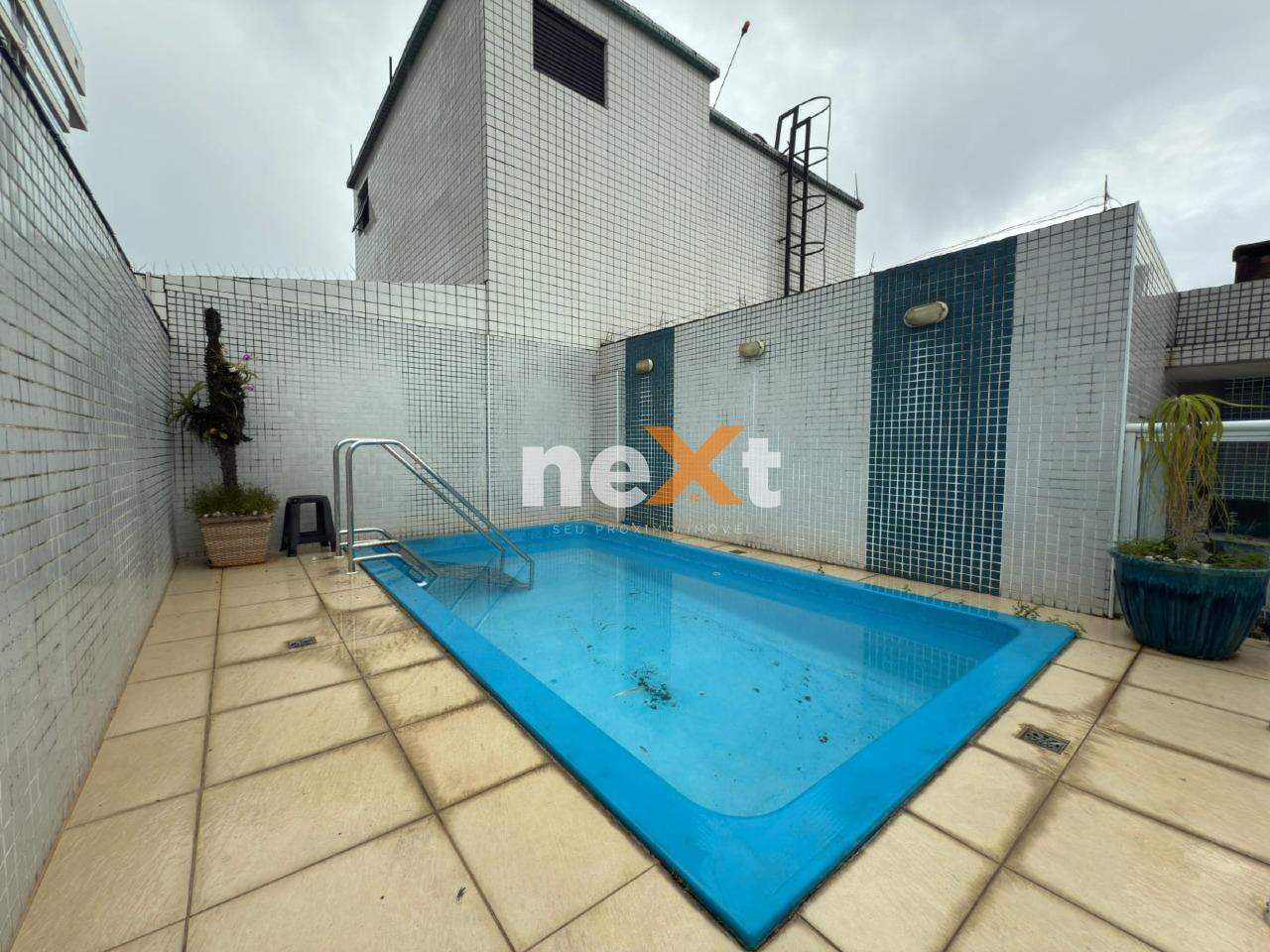 Apartamento à venda no Embaré: 