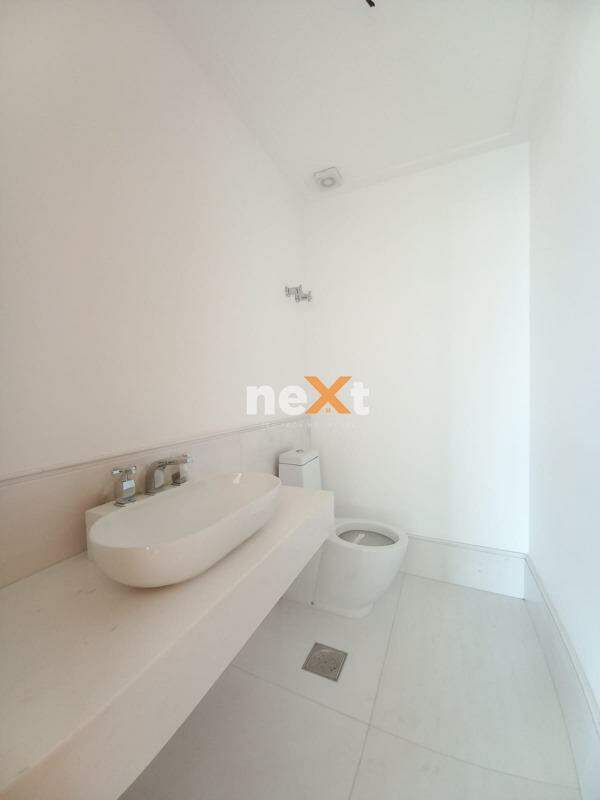 Apartamento à venda no Ponta da Praia: 