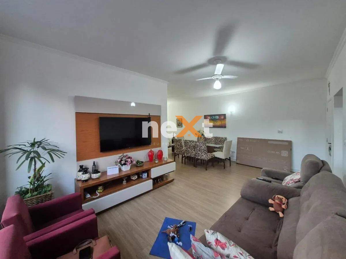 Apartamento à venda no Embaré: 