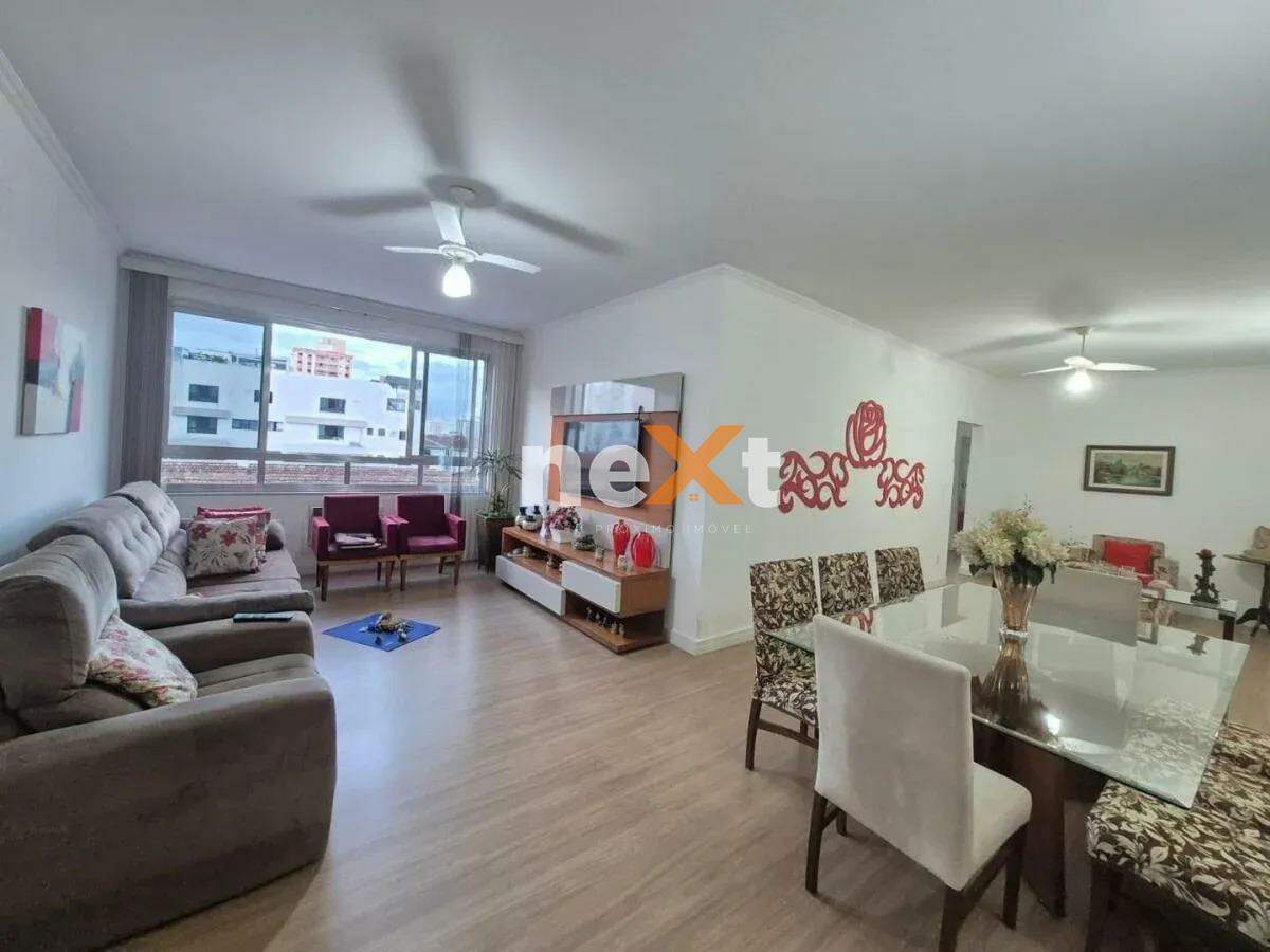 Apartamento à venda no Embaré: 