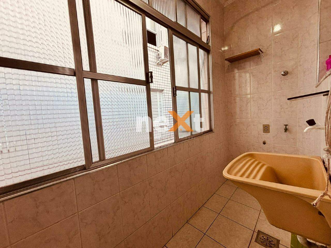 Apartamento à venda no Embaré: 