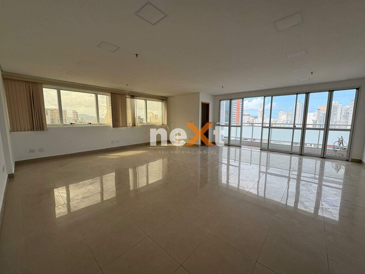 Sala à venda no Encruzilhada: 