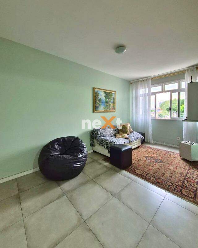 Apartamento à venda no Embaré: 