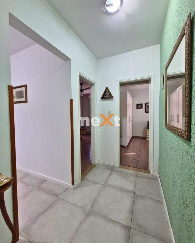Apartamento à venda no Embaré: 