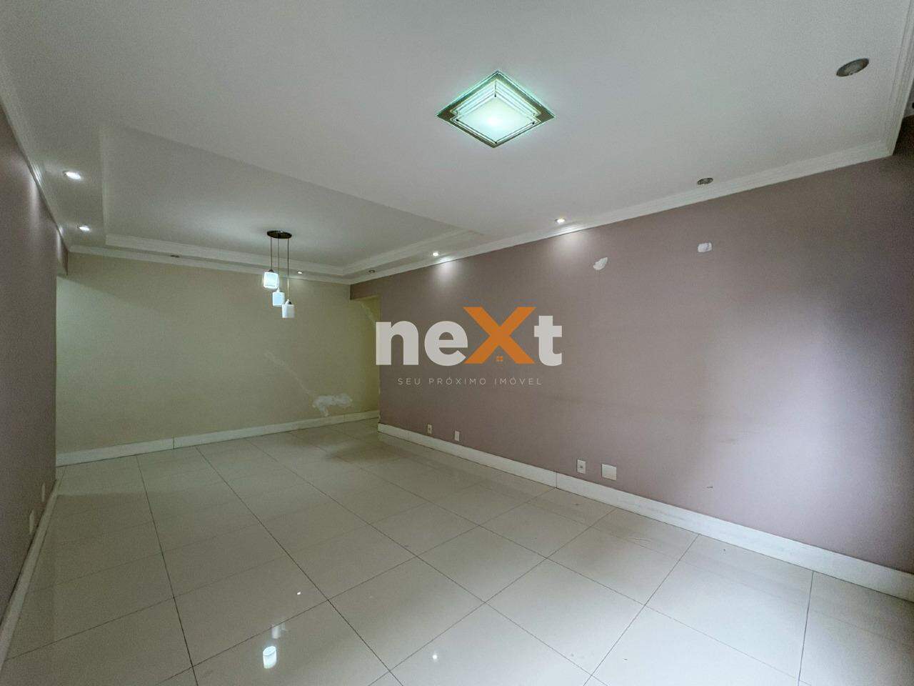 Apartamento à venda no Ponta da Praia: 
