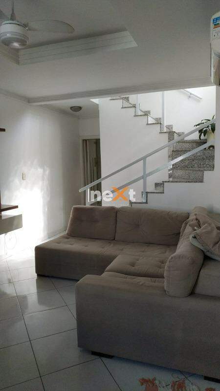 Casa à venda no Ponta da Praia: 
