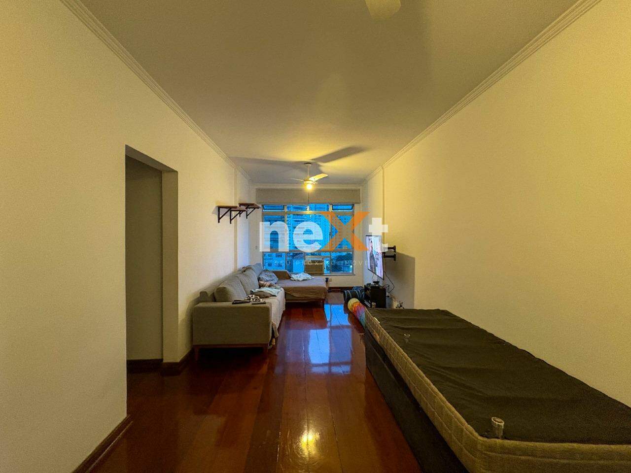 Apartamento à venda no Ponta da Praia: 