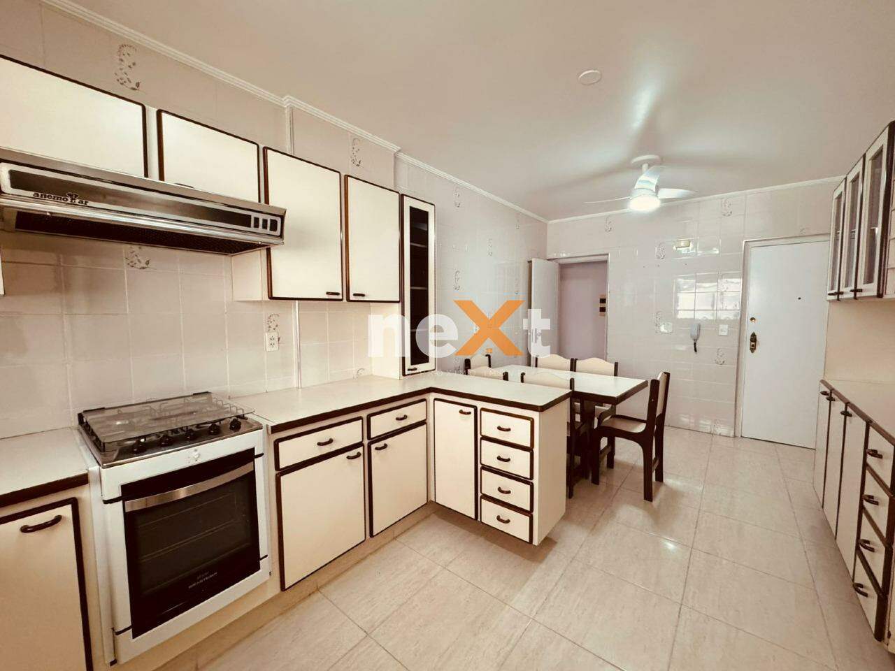 Apartamento à venda no Ponta da Praia: 
