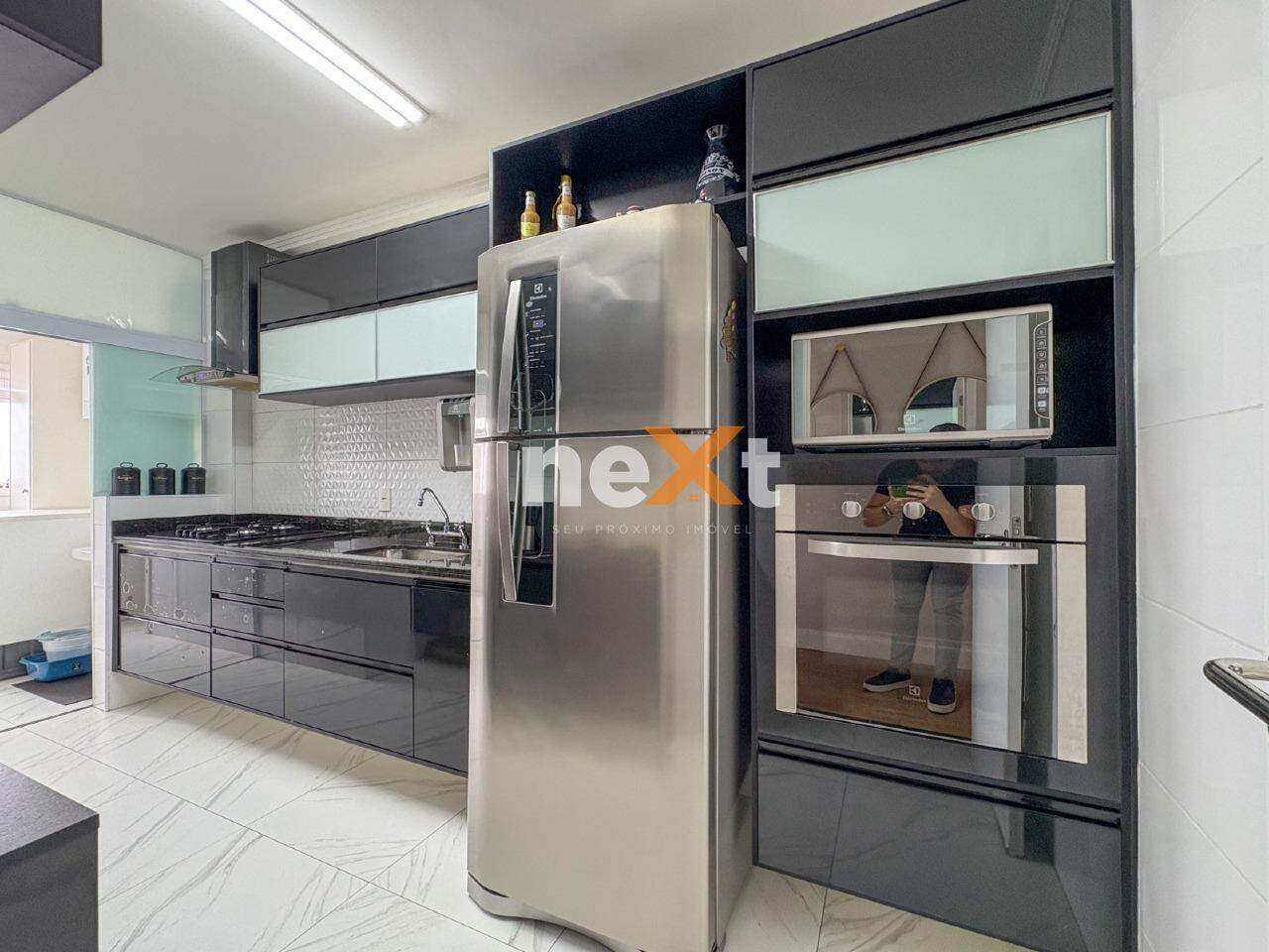 Apartamento à venda no Embaré: 