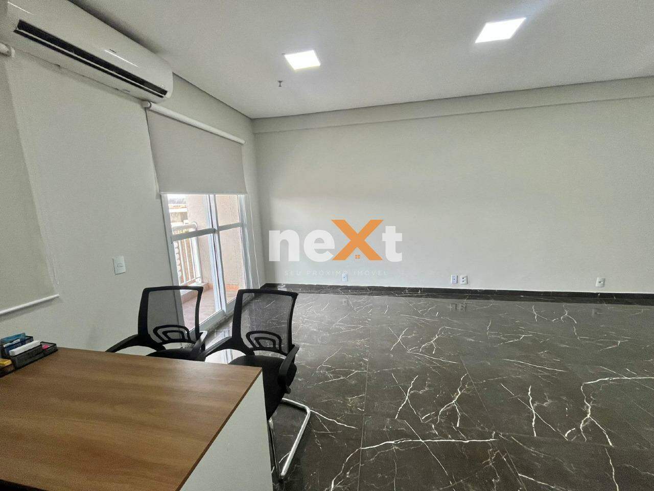 Sala à venda no Vila Mathias: 