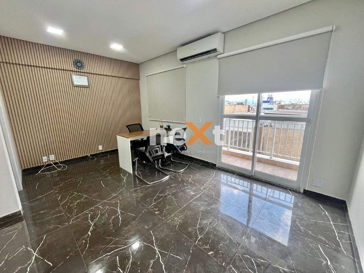 Sala à venda no Vila Mathias: 