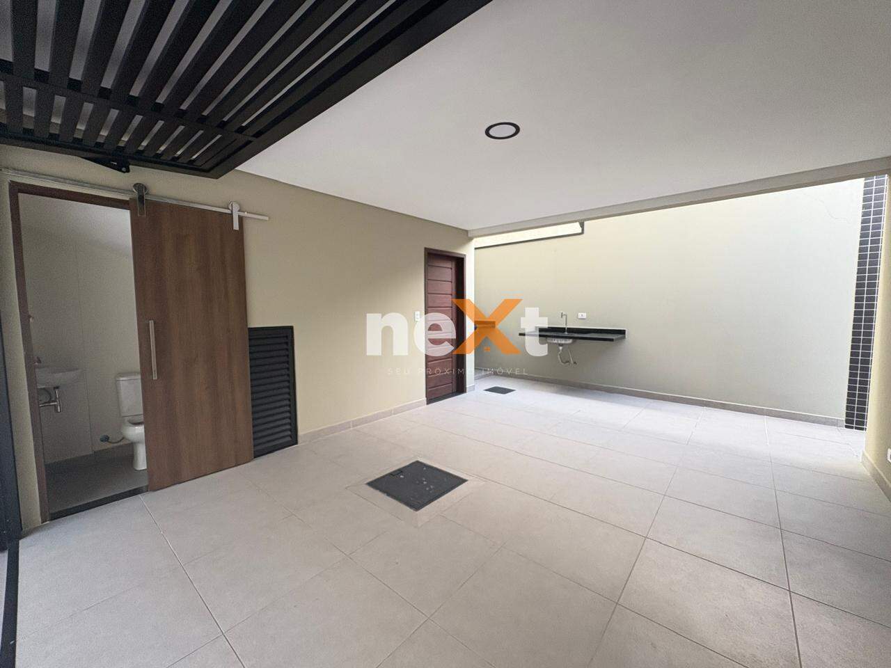 Casa à venda no Ponta da Praia: Garagem