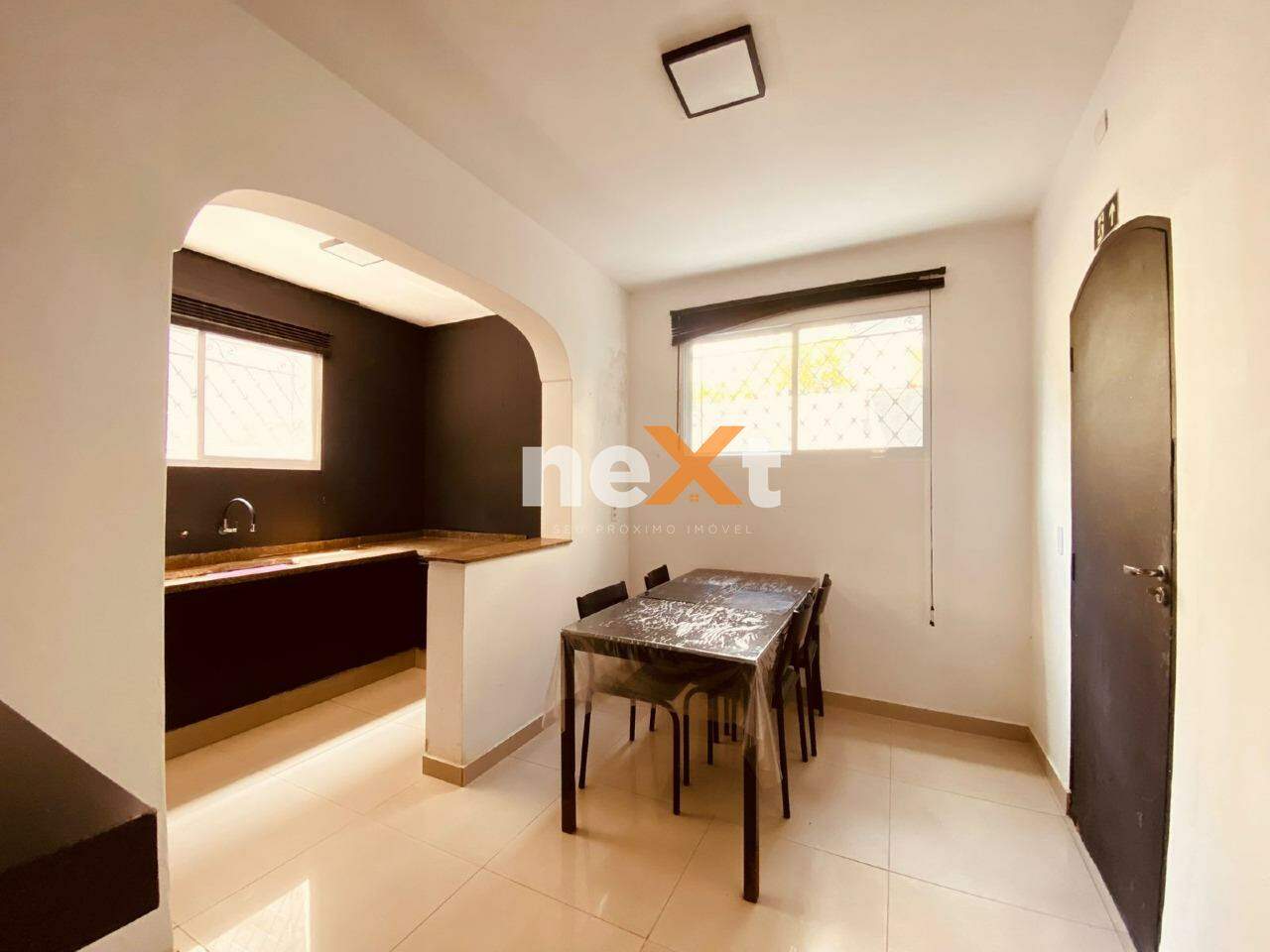 Casa à venda no Embaré: 