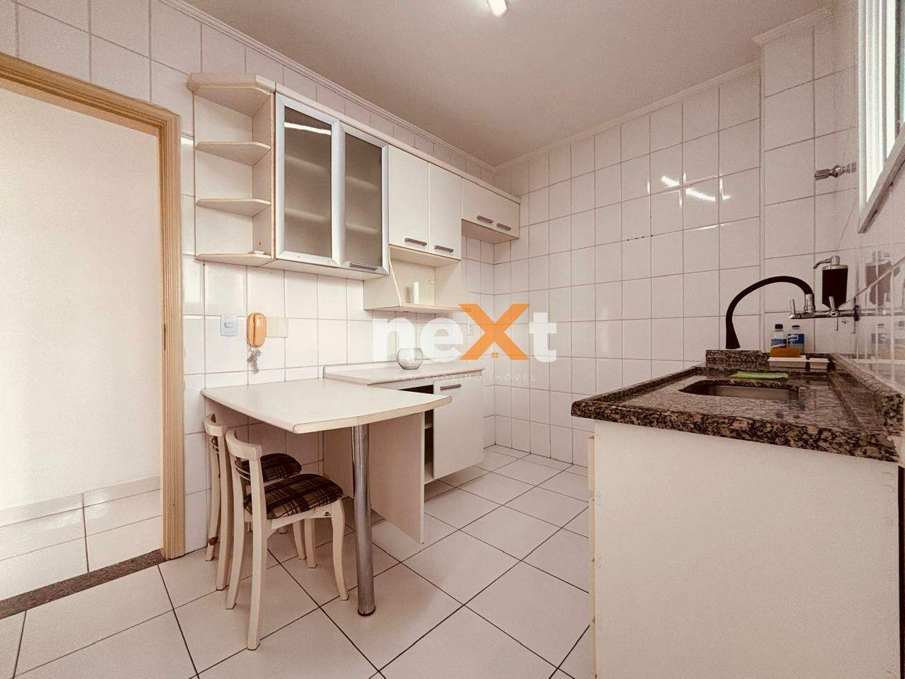 Apartamento para aluguel no Marapé: 