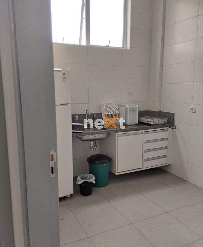 Prédio para aluguel no Ponta da Praia: 