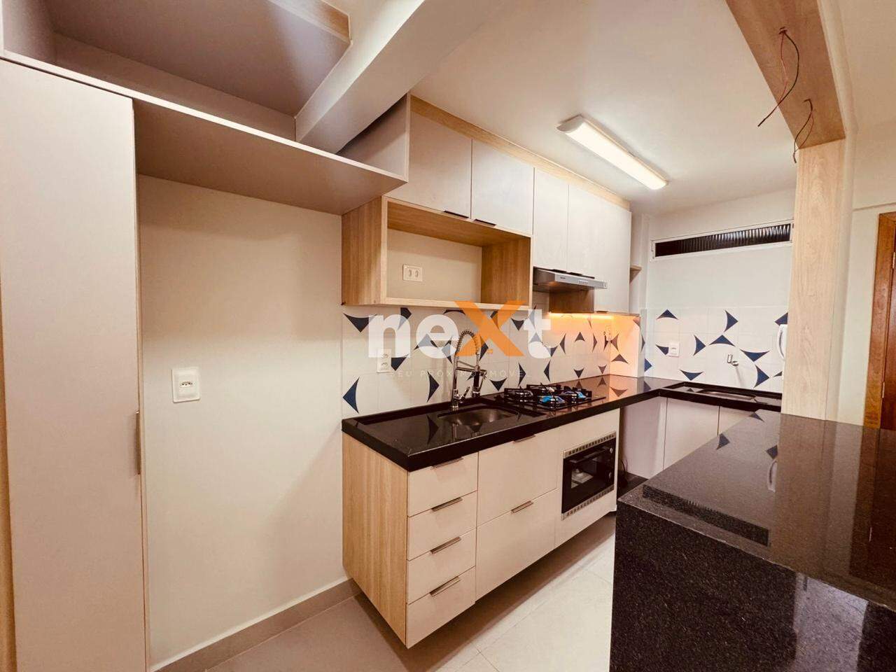 Apartamento à venda no Ponta da Praia: 