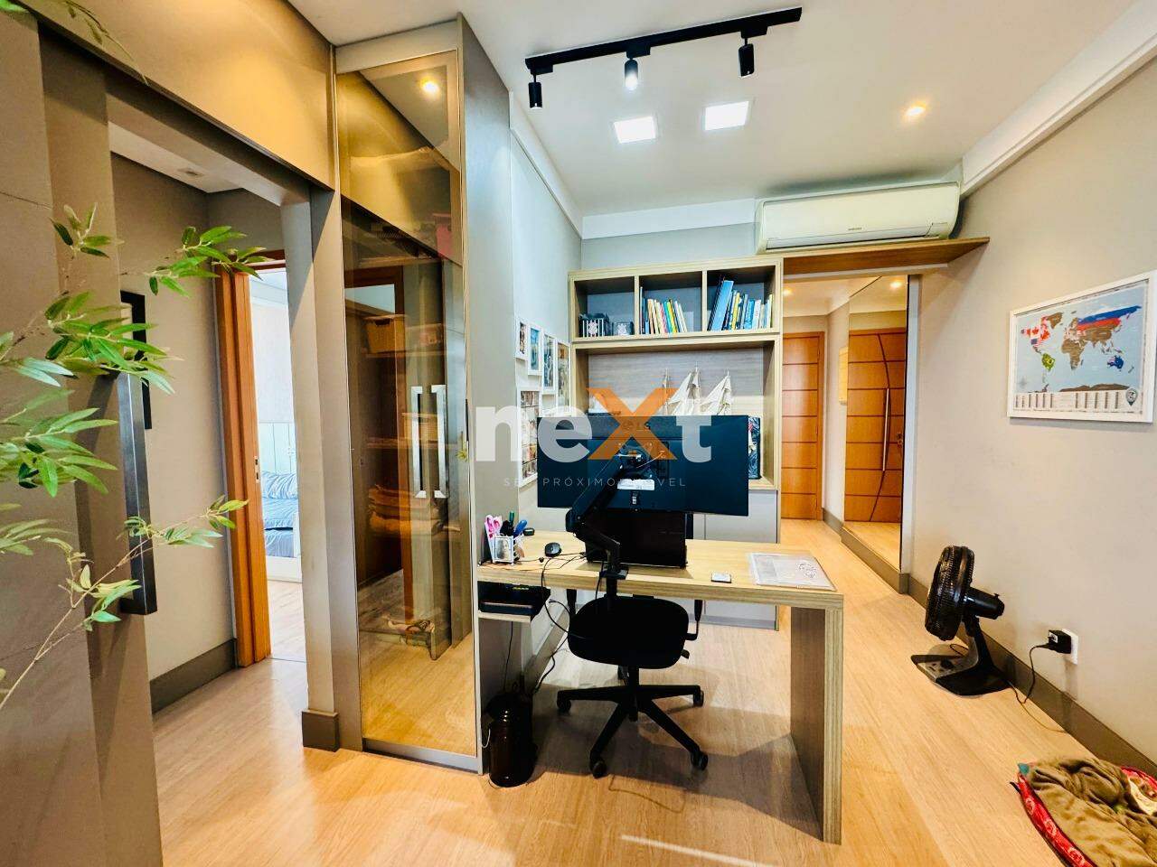 Apartamento à venda no Ponta da Praia: 