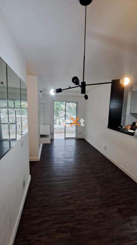 Apartamento à venda no Marapé: 