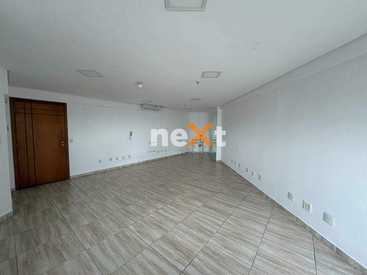 Sala à venda no Vila Mathias: 