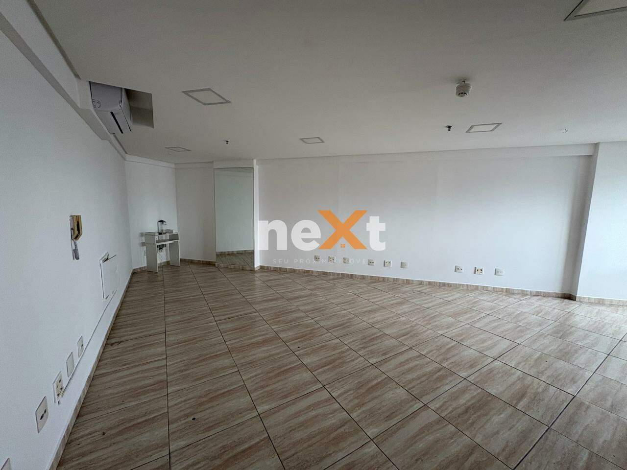 Sala à venda no Vila Mathias: 