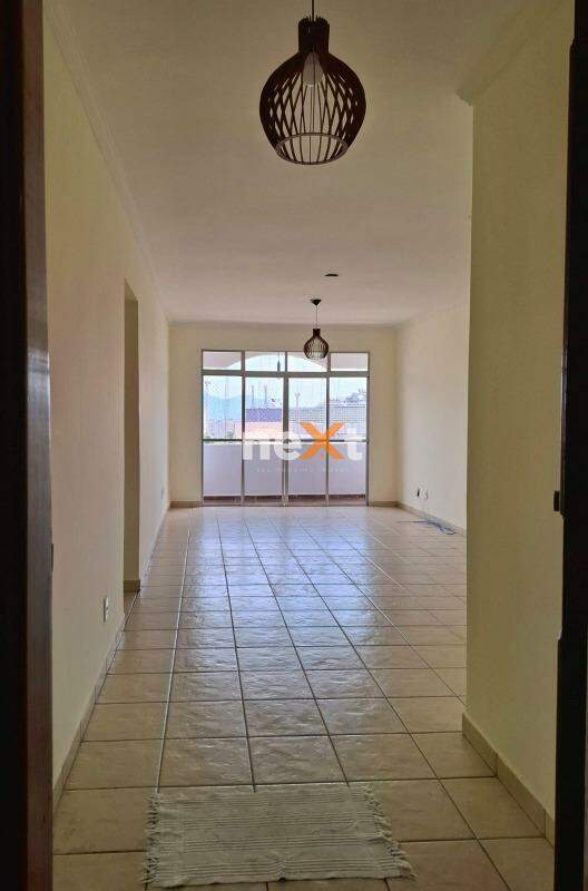 Apartamento para aluguel no Embaré: 