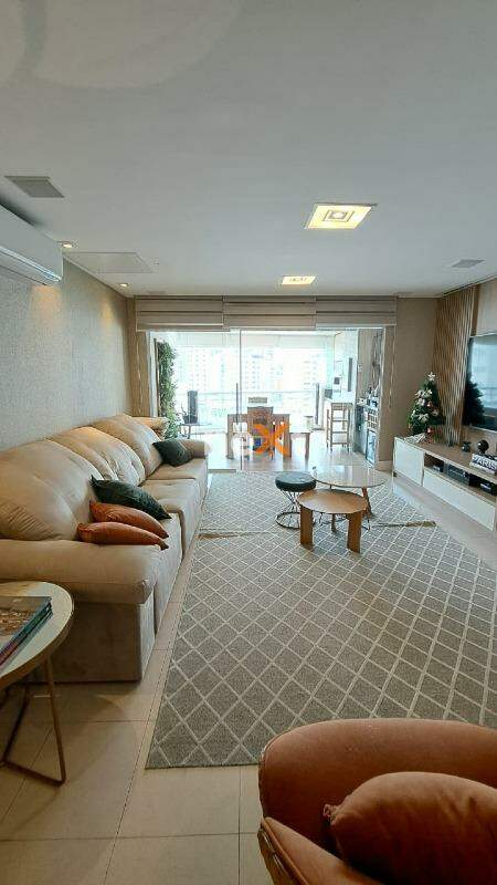 Apartamento à venda no Ponta da Praia: 