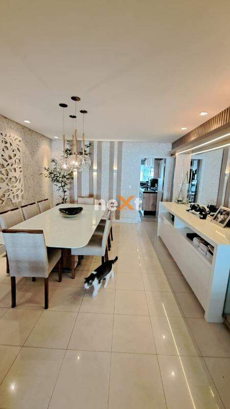 Apartamento à venda no Ponta da Praia: 