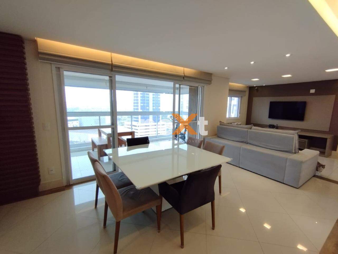 Apartamento à venda no Ponta da Praia: 