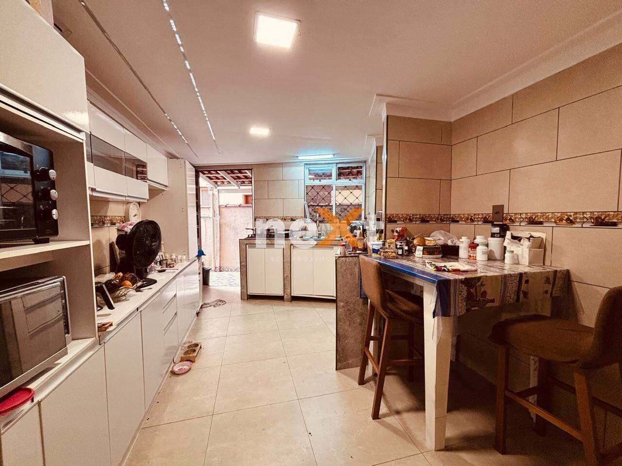 Casa à venda no Encruzilhada: 