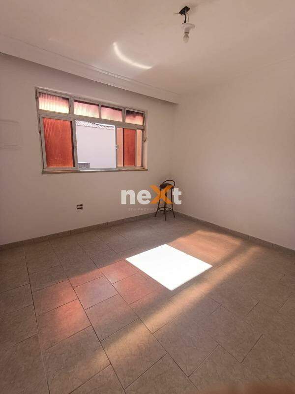 Apartamento à venda no Encruzilhada: 