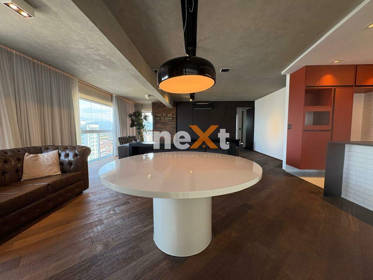 Apartamento à venda no Embaré: 