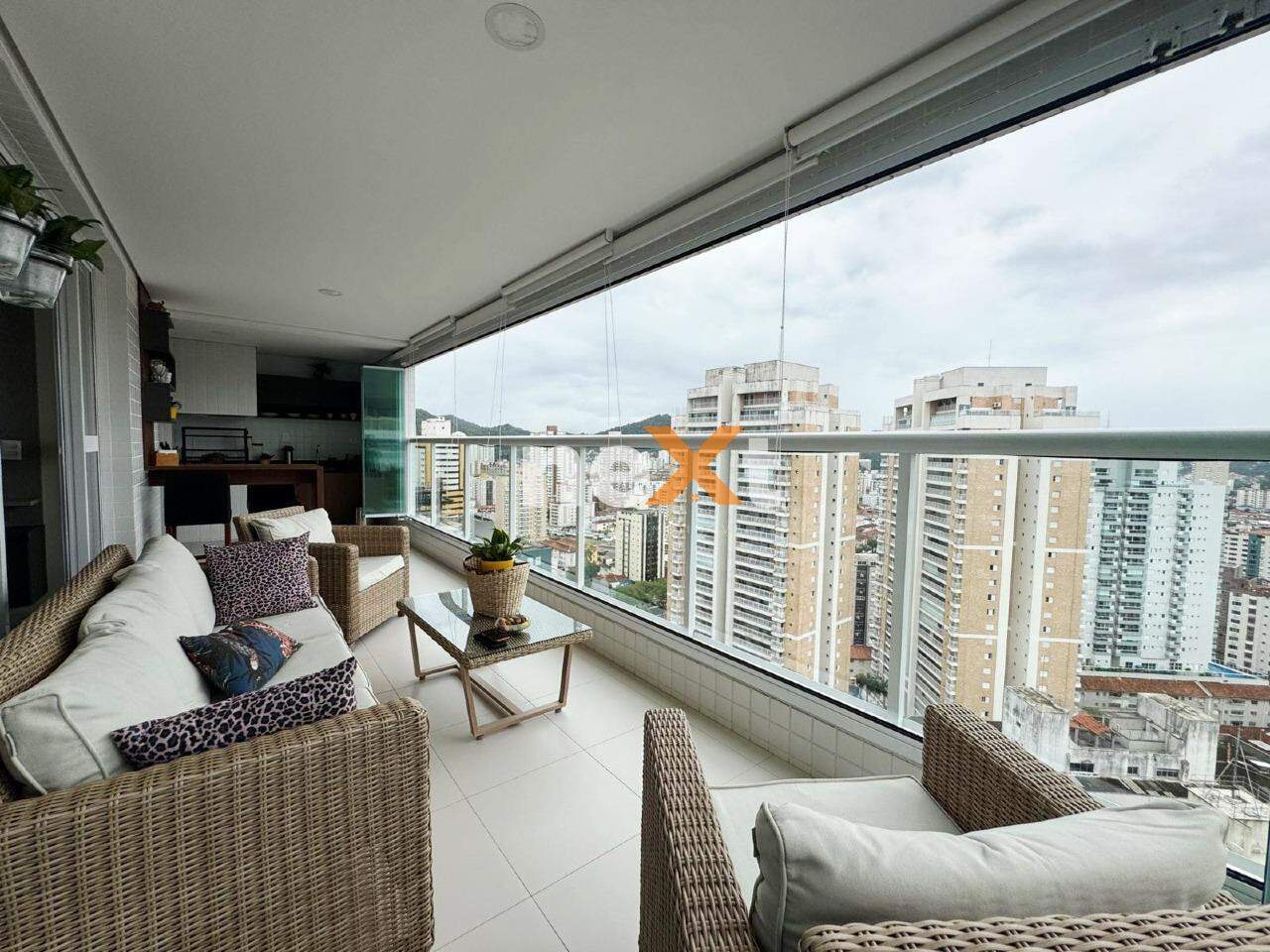Apartamento à venda no Gonzaga: VARANDA GOURMET