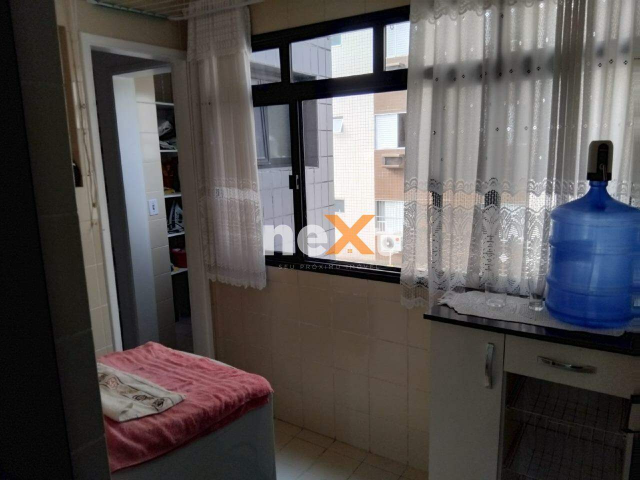 Apartamento à venda no Embaré: 