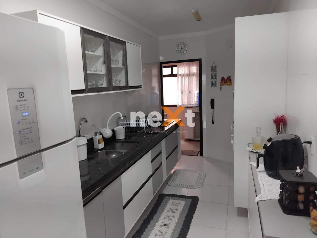 Apartamento à venda no Embaré: 