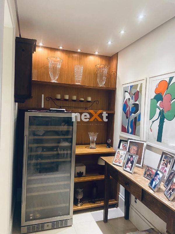 Apartamento à venda no Ponta da Praia: 