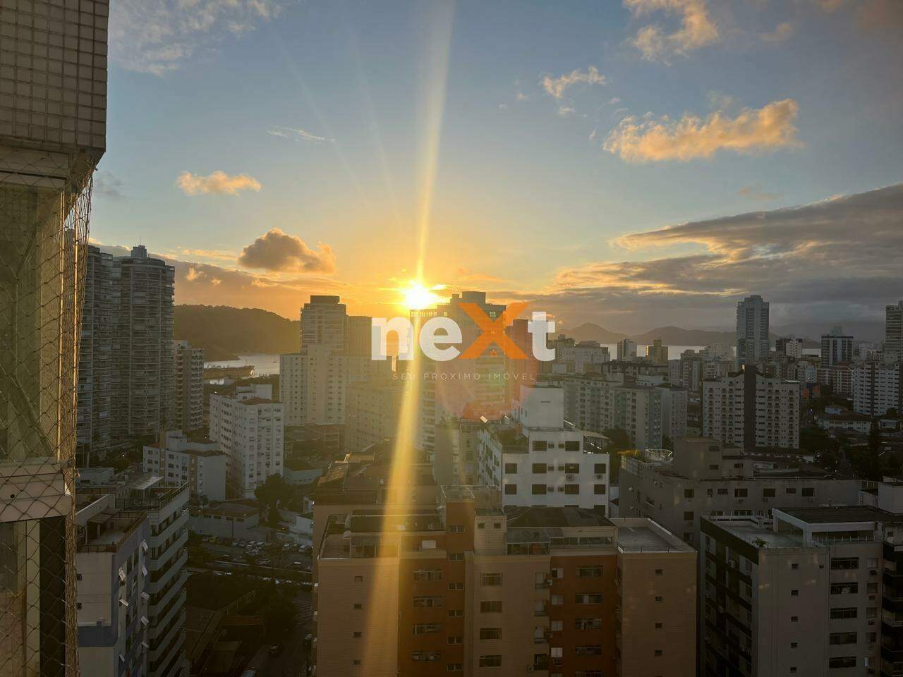 Apartamento à venda no Ponta da Praia: 