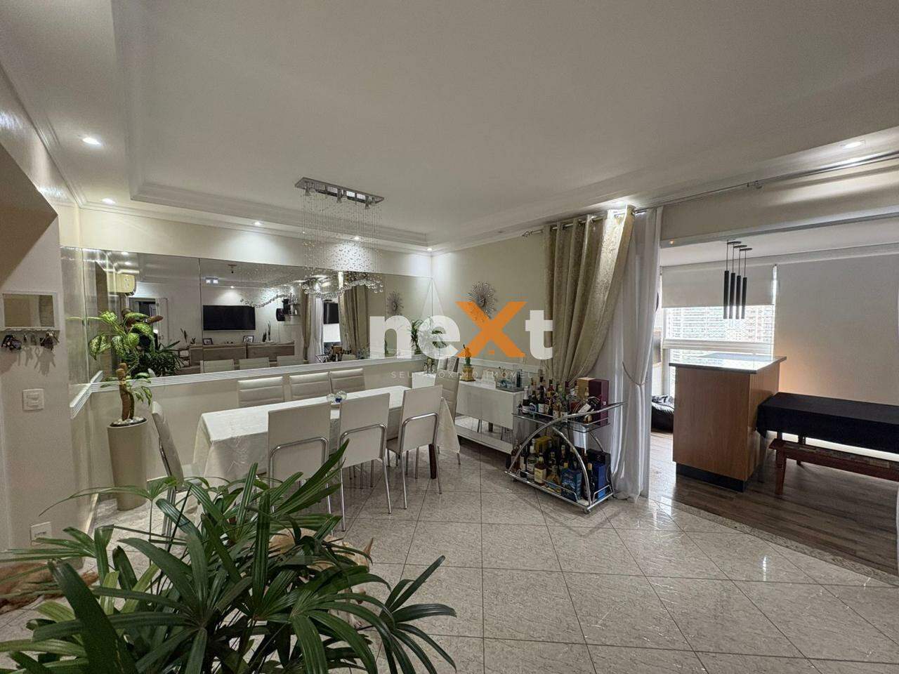 Apartamento à venda no Ponta da Praia: 