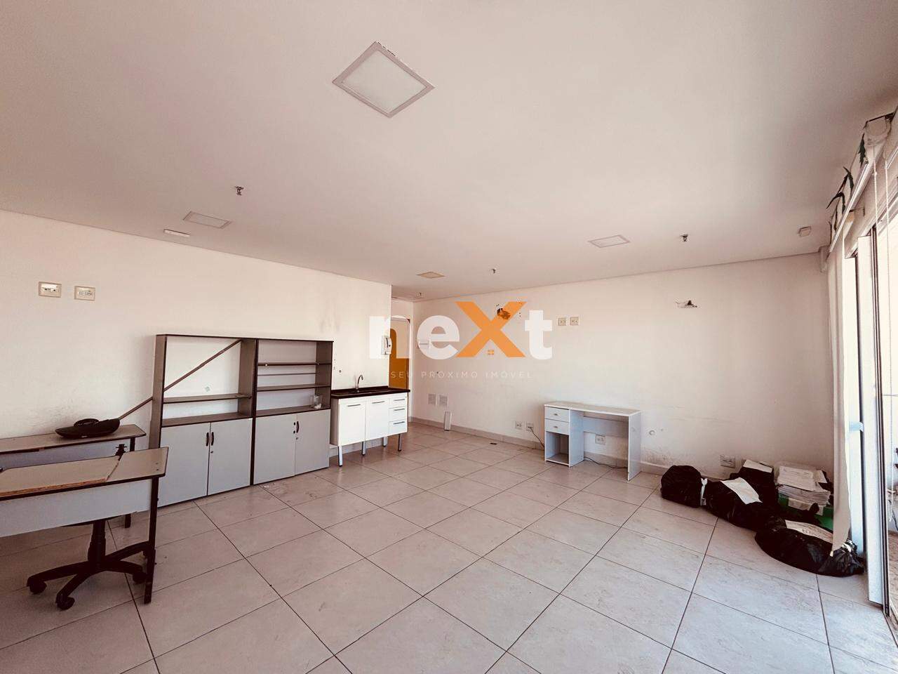 Sala à venda no Encruzilhada: 
