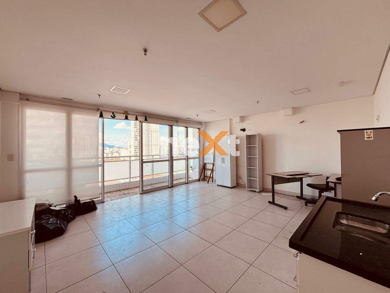 Sala para aluguel no Encruzilhada: 