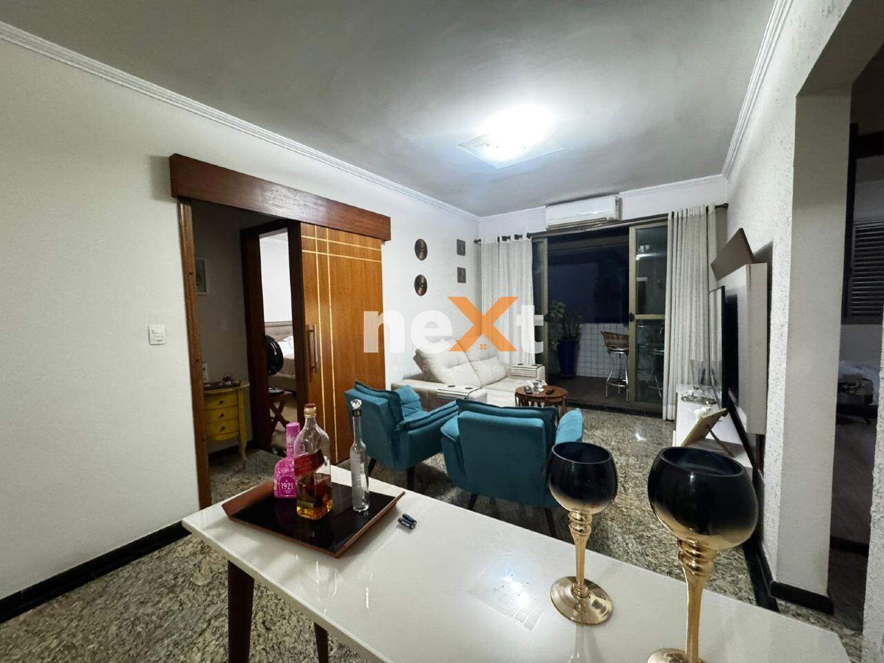 Apartamento à venda no Embaré: 