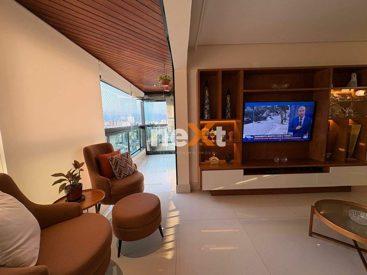 Apartamento à venda no Ponta da Praia: 