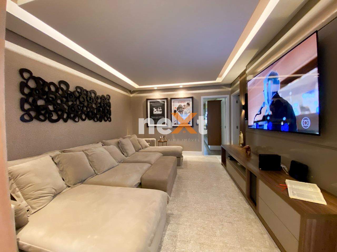 Apartamento à venda no Ponta da Praia: 