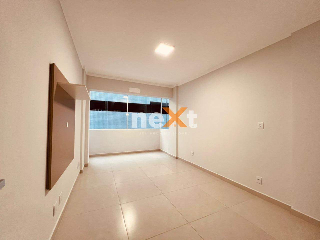 Apartamento à venda no Ponta da Praia: 
