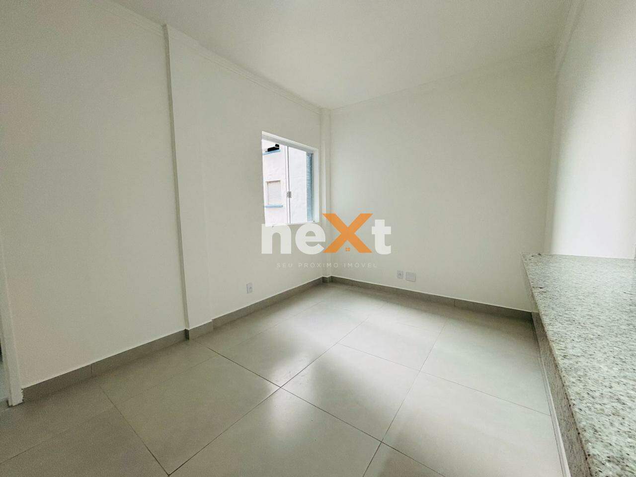 Sala Living à venda no Embaré: 
